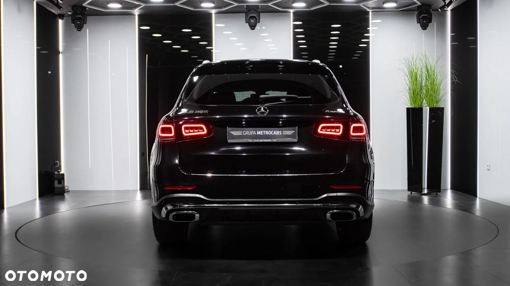 Mercedes-Benz GLC 200 - 6