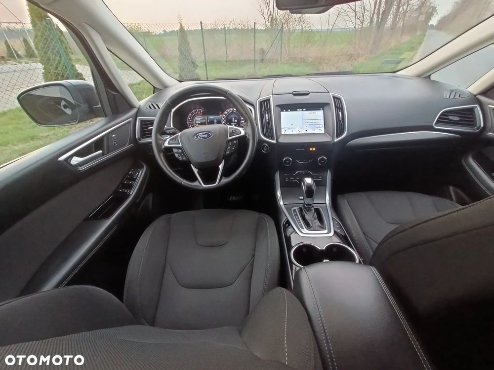 Ford S-Max - 9
