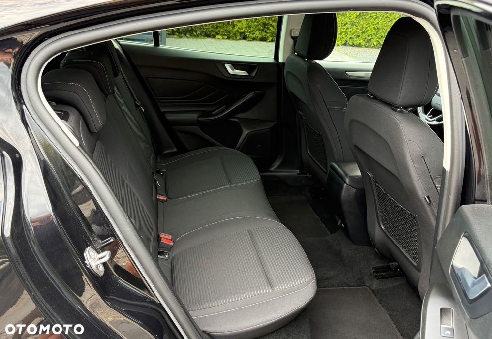 Ford Focus 1.5 EcoBlue Start-Stopp-System TITANIUM DESIGN - 22