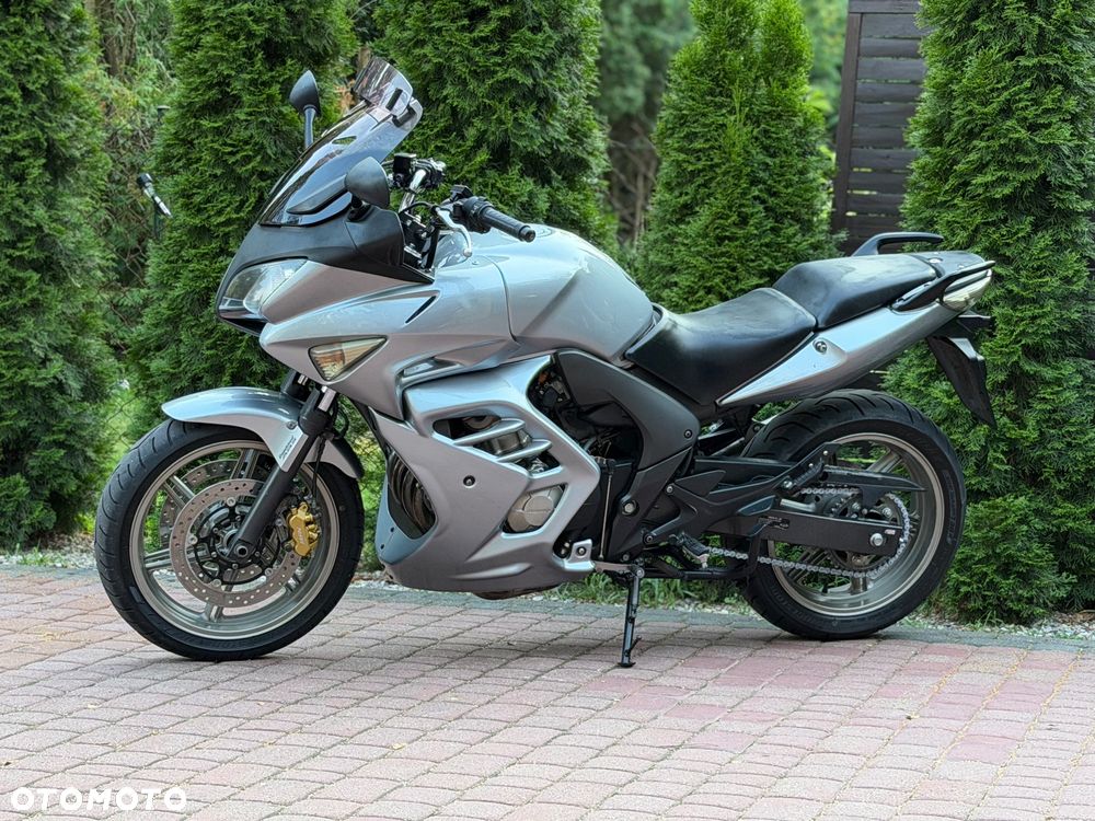 Honda CBF - 6