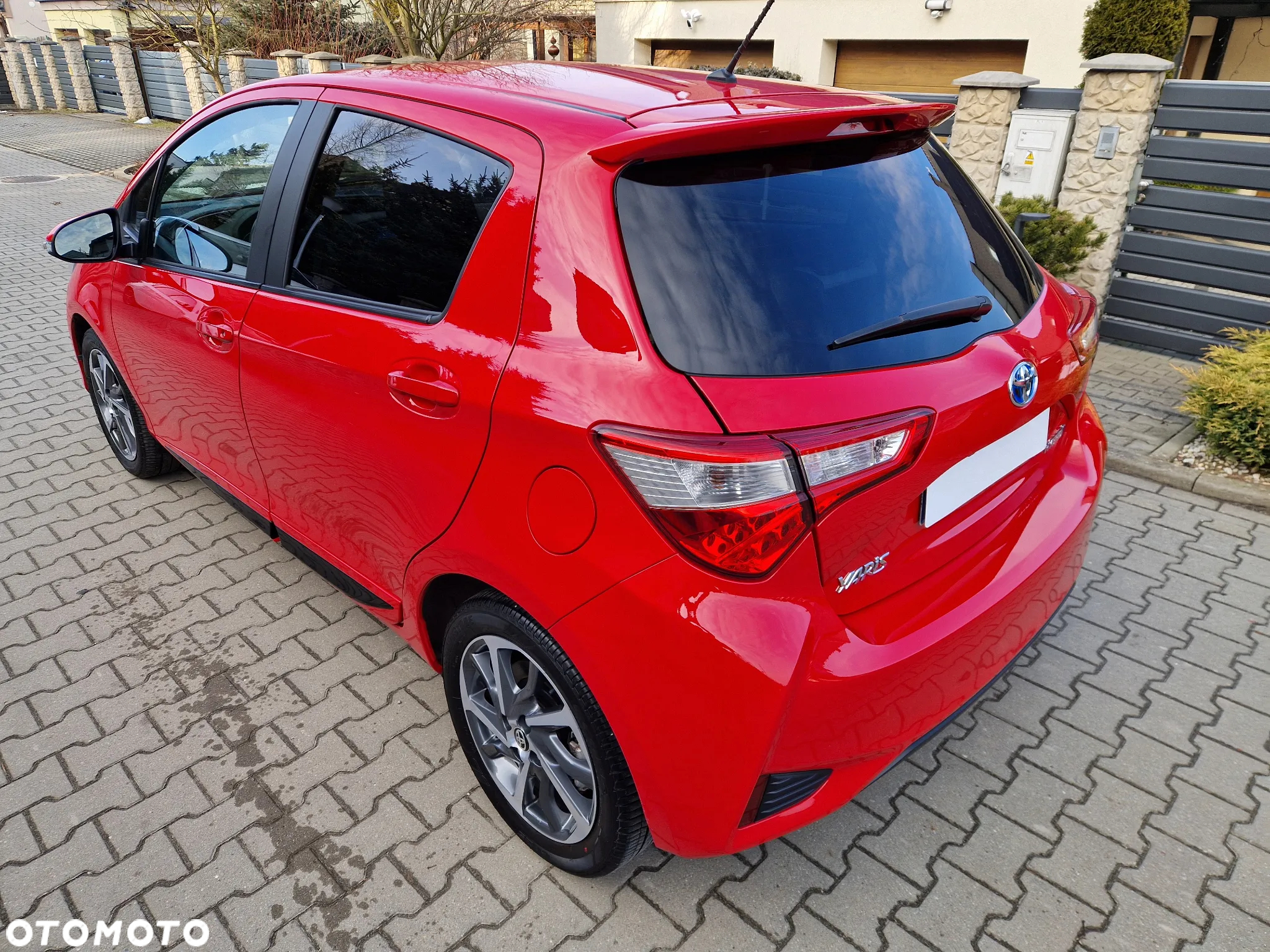 Toyota Yaris Cross Hybrid 1.5 Premiere Edition - 9