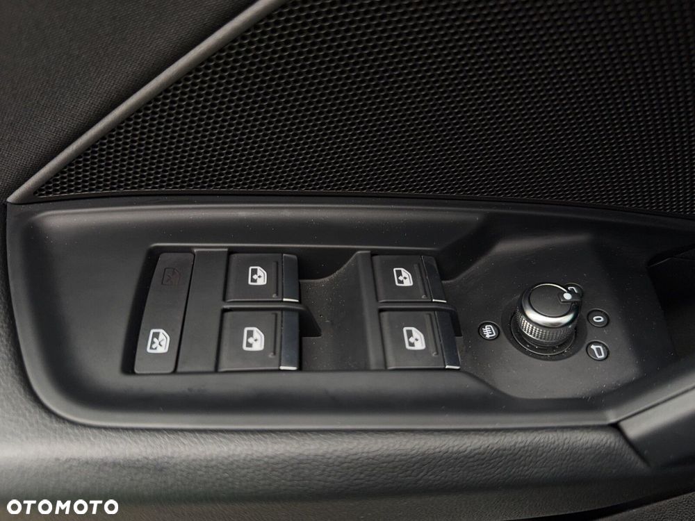 Audi A3 Sportback 35 TFSI mHEV S Line S tronic - 28