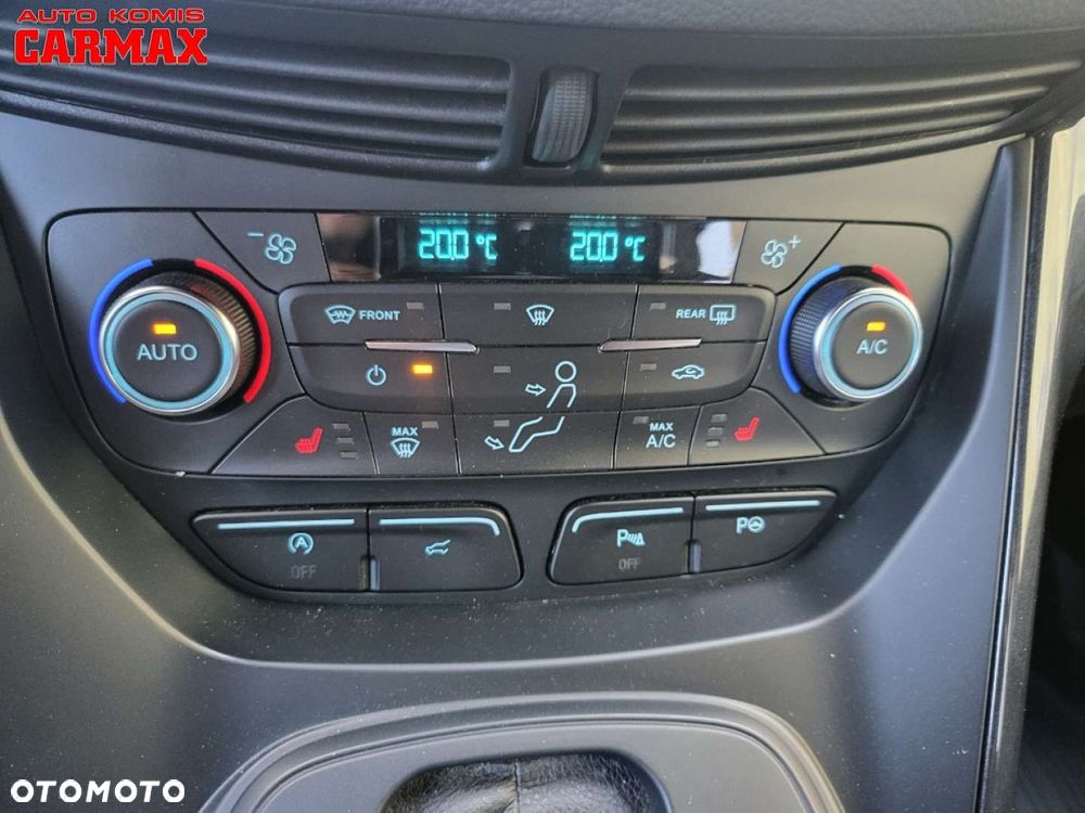 Ford Kuga - 24