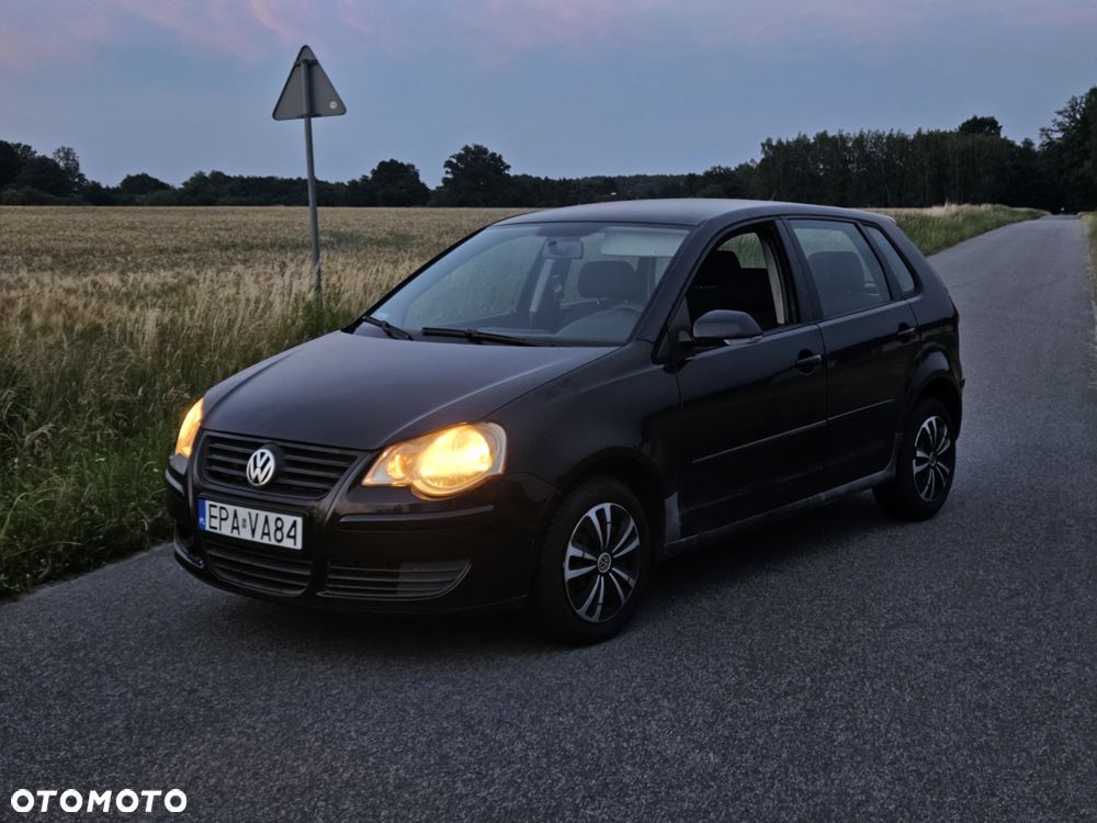 Volkswagen Polo - 1