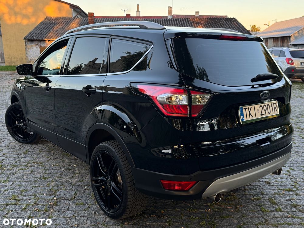 Ford Kuga 2.0 TDCi 4x4 Titanium - 4