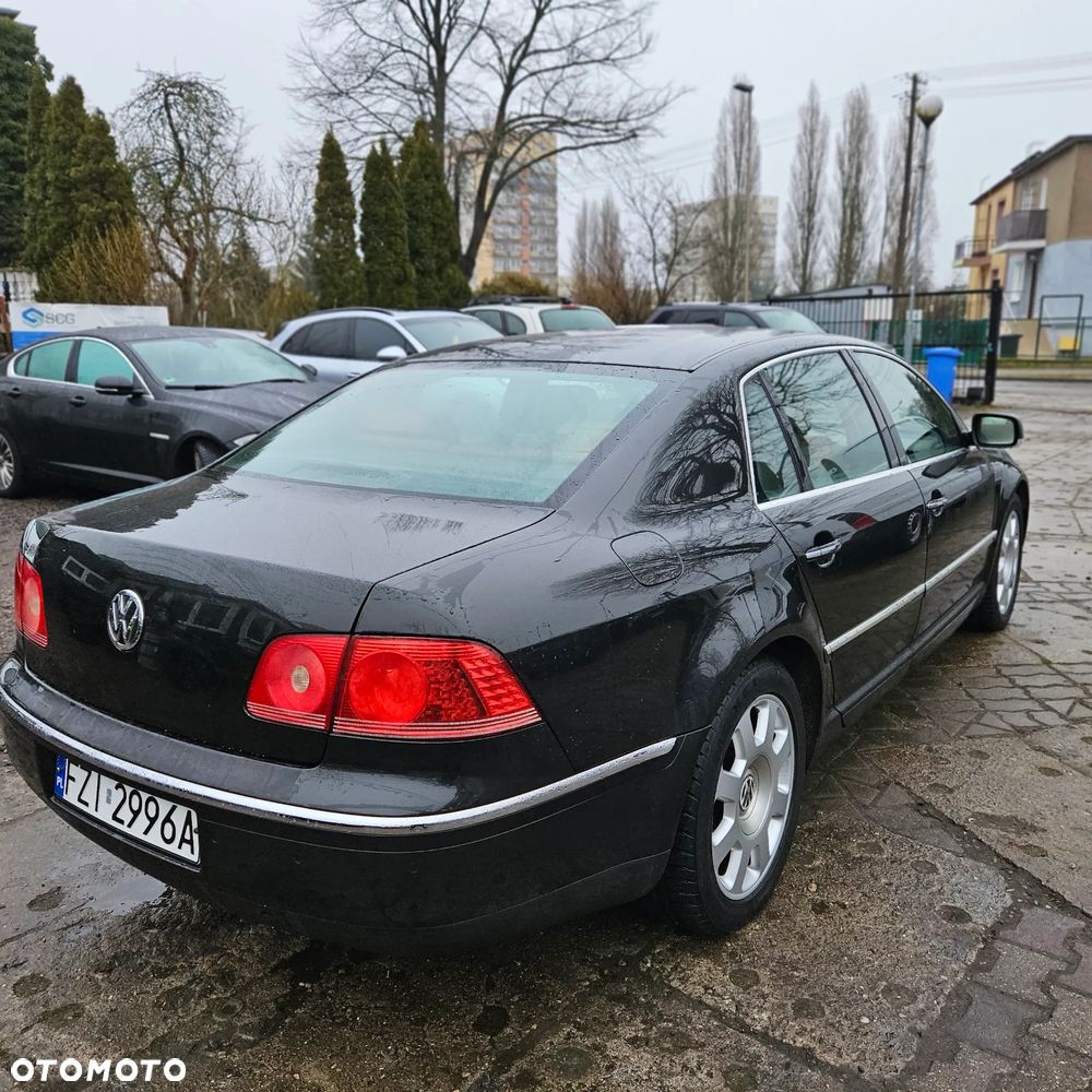 Volkswagen Phaeton - 9