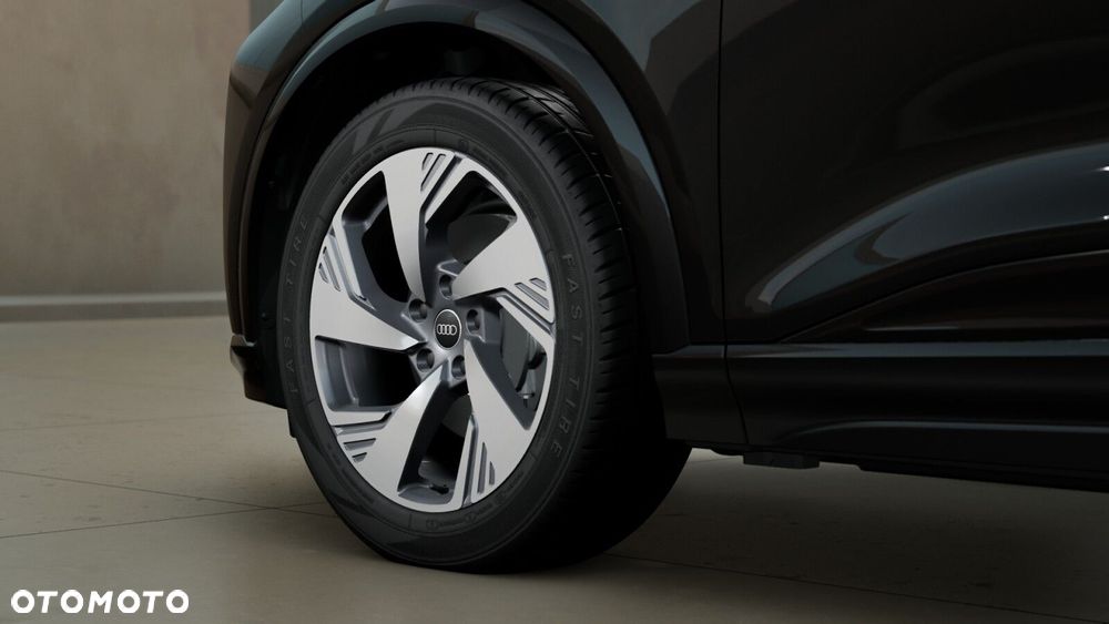 Audi Q6 e-tron - 7