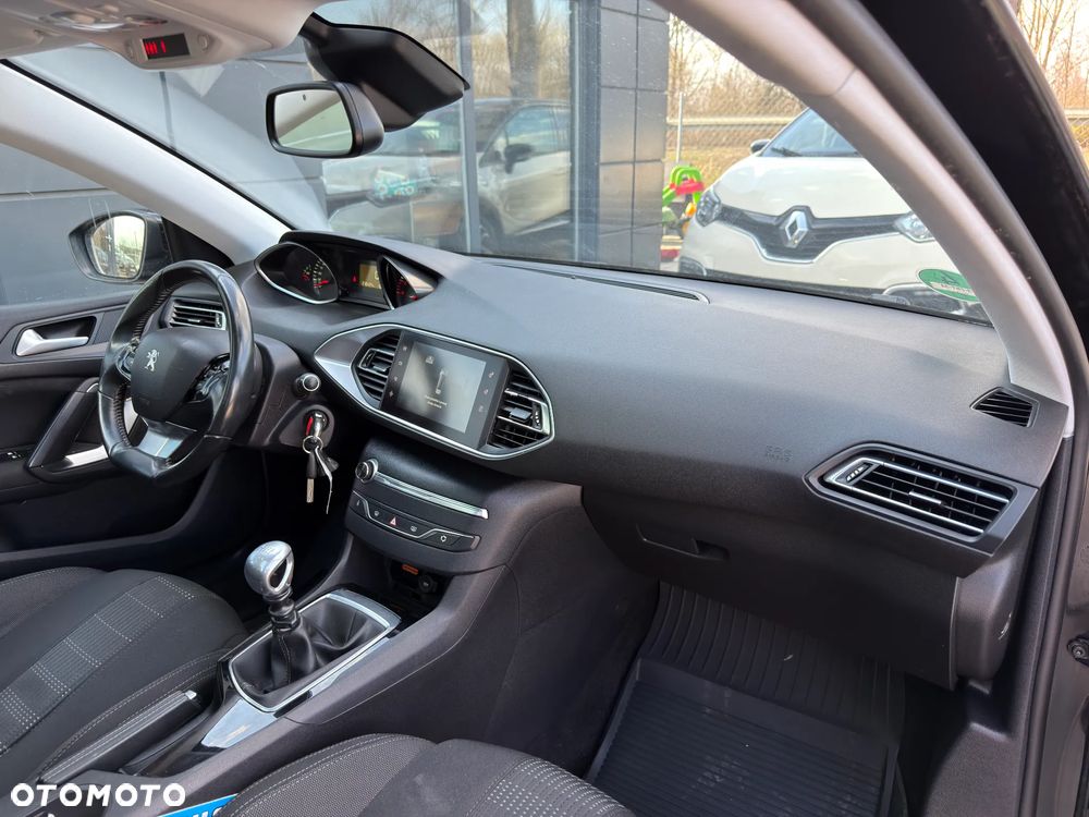 Peugeot 308 HDi FAP 92 Access - 26