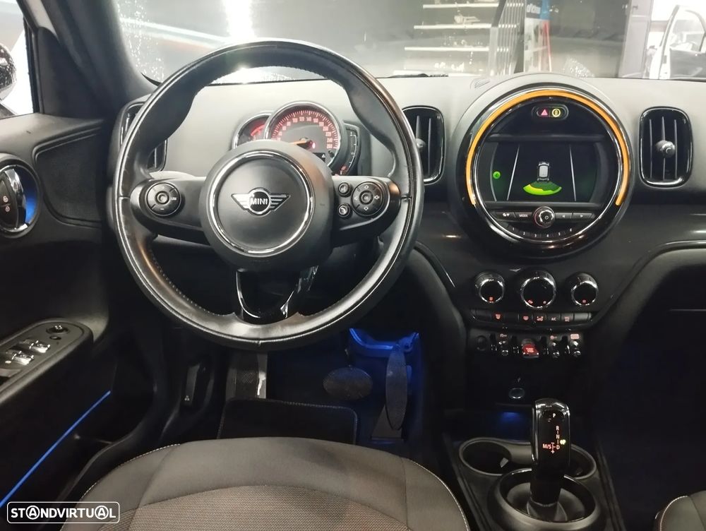 MINI Countryman One D Auto - 14