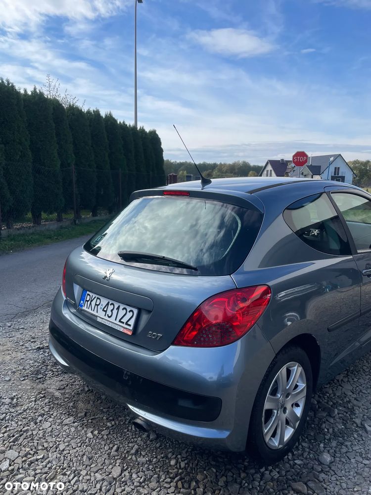 Peugeot 207 1.6 HDi 16V Trendy - 5