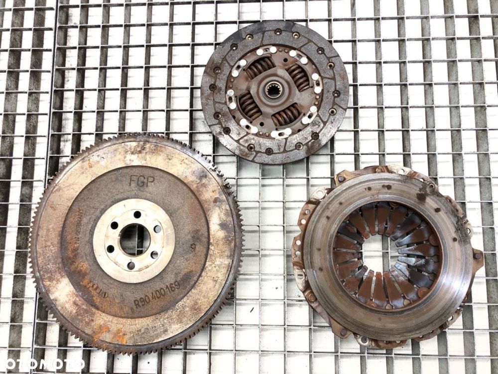 SPRZĘGŁO - 111.00 PLN - ALFA ROMEO 159 Sportwagon (939_) 2005 - 2012 1.8 MPI (939BXL1A) 103 kW - 3