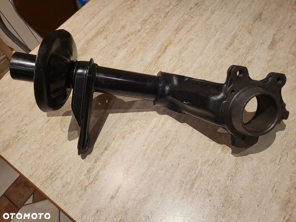 ZWROTNICA Daewoo  LANOS koła  13" PRAWA -ABS 64 mm - 1