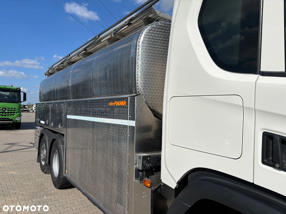 Scania P 410 6x2 ostatnia oś skrętna i podnoszona cysterna do odbioru mleka zabudowa MAGYAR - 33