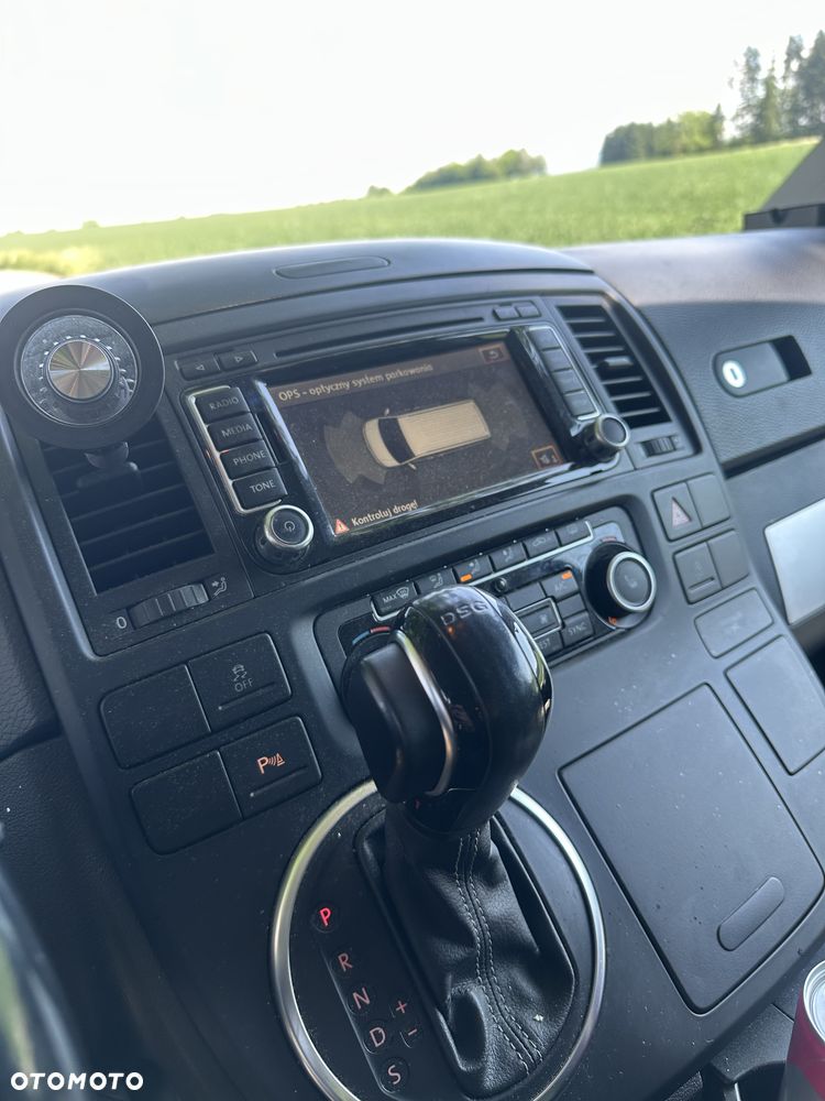 Volkswagen Multivan - 8