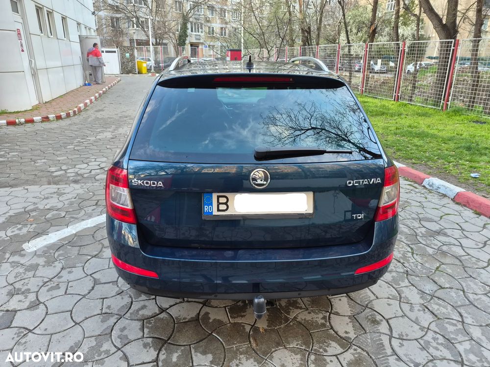 Skoda Octavia 1.6 TDI Green tec DSG Elegance - 6