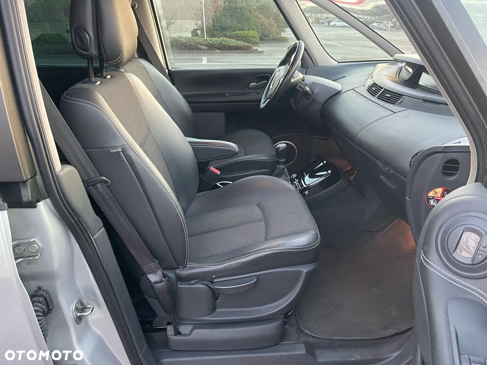 Renault Grand Espace - 17