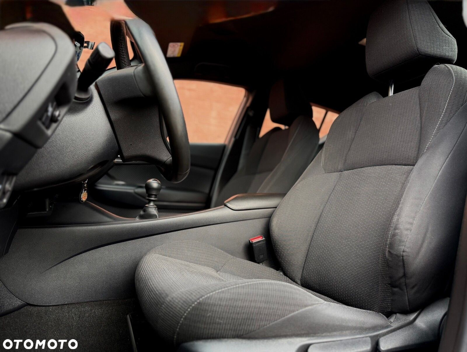 Toyota C-HR 1.2 T GPF Prestige - 9