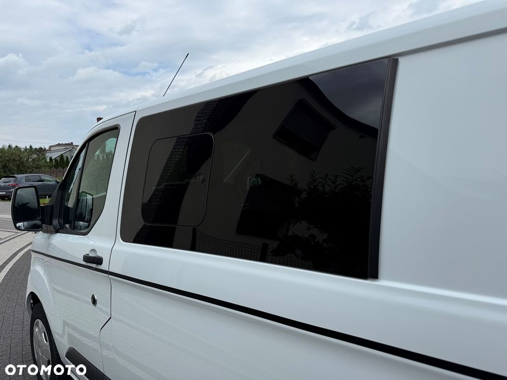 Ford Transit Custom 290 L2H1 Limited - 15