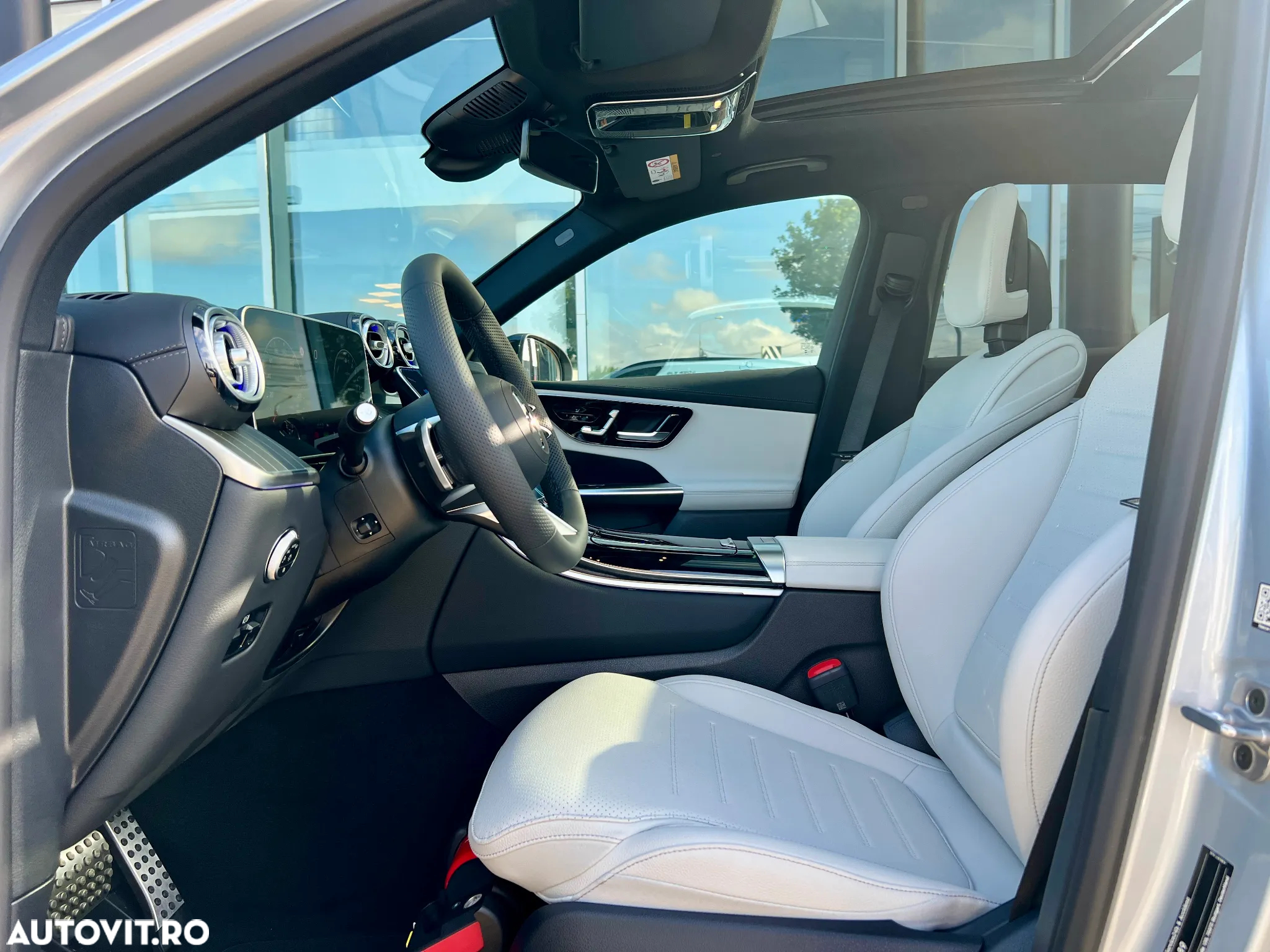 Mercedes-Benz GLC 300 e 4MATIC - 12