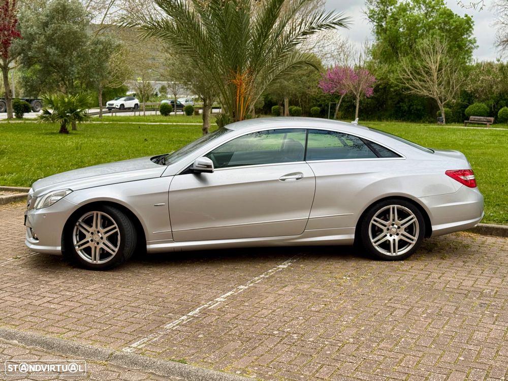 Mercedes-Benz E 220 CDI Avantgarde BlueEfficiency - 2