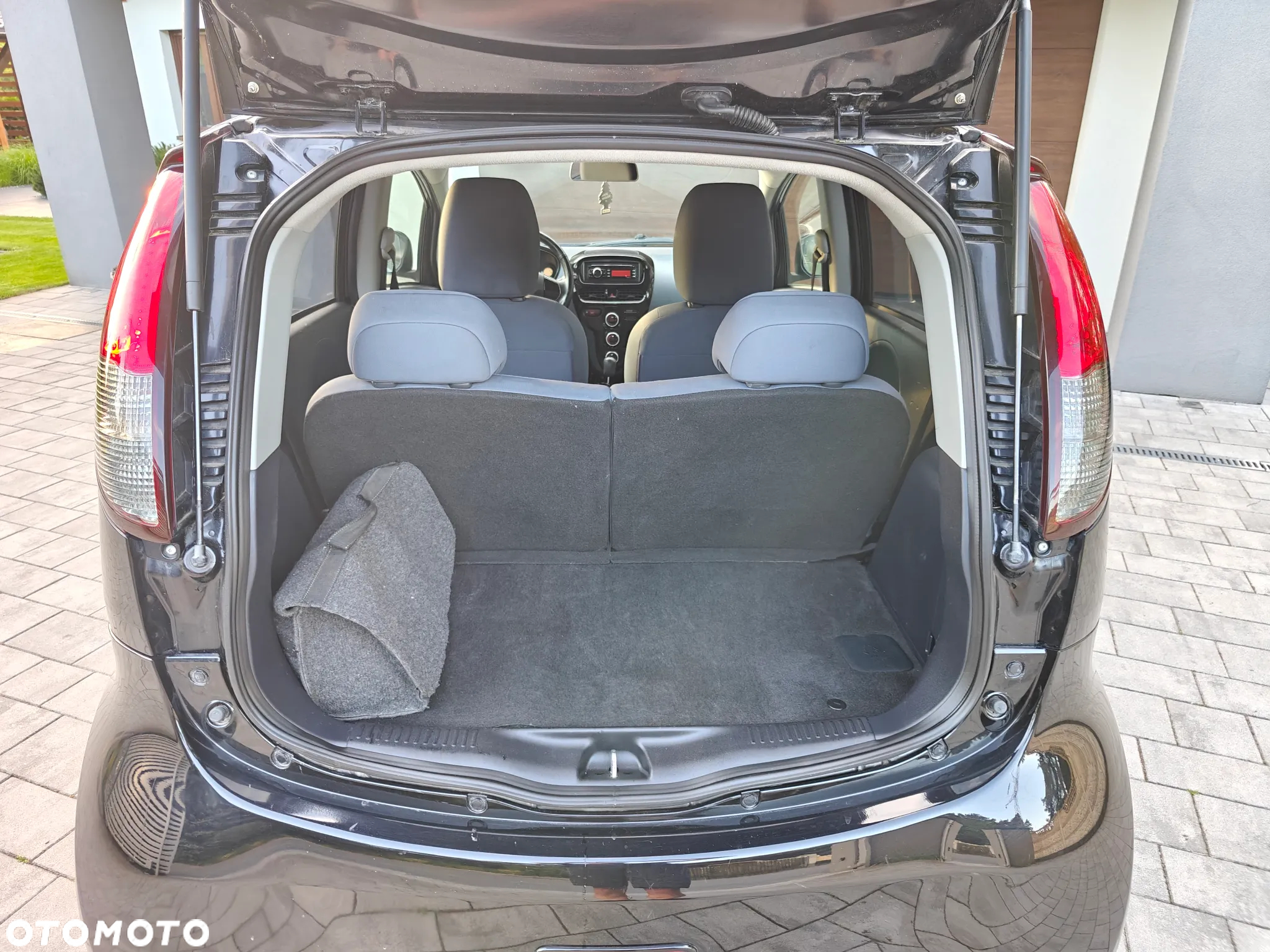 Peugeot iOn Standard - 15