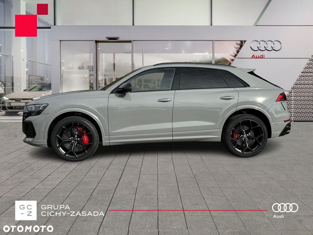 Audi RS Q8 - 2
