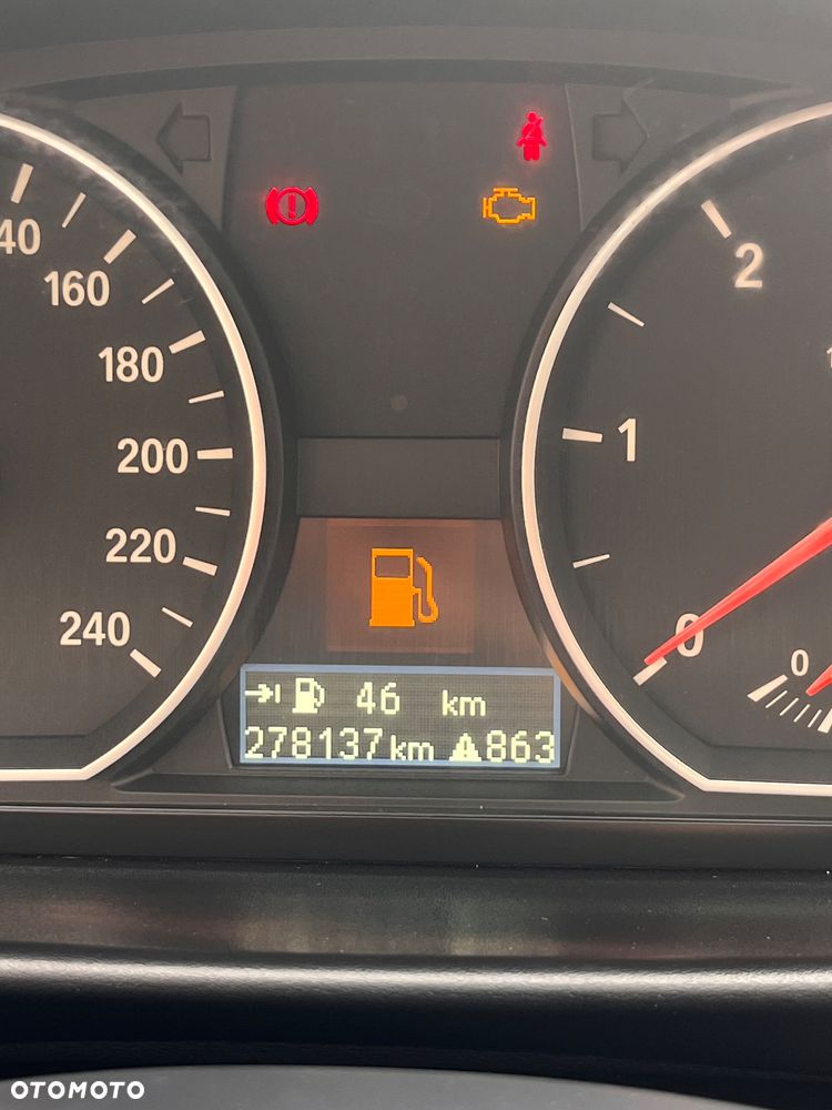 BMW Seria 1 116d - 8
