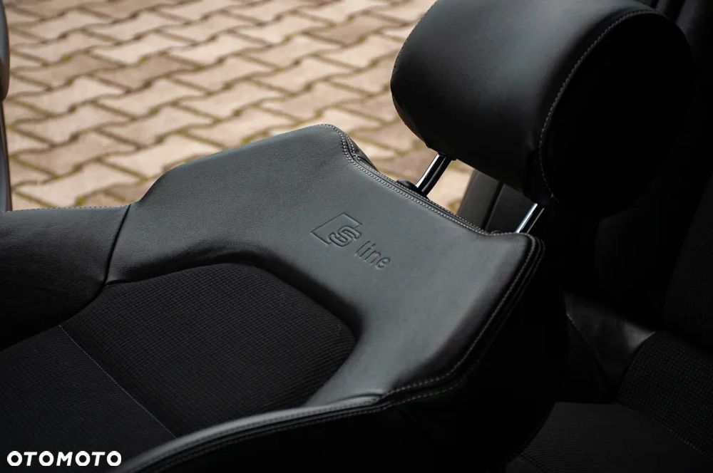 Audi A6 Avant 3.0 TDI DPF quattro tiptronic - 31