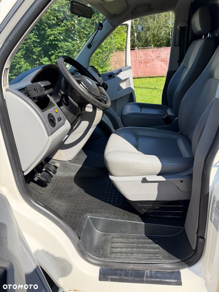 Volkswagen Transporter - 26