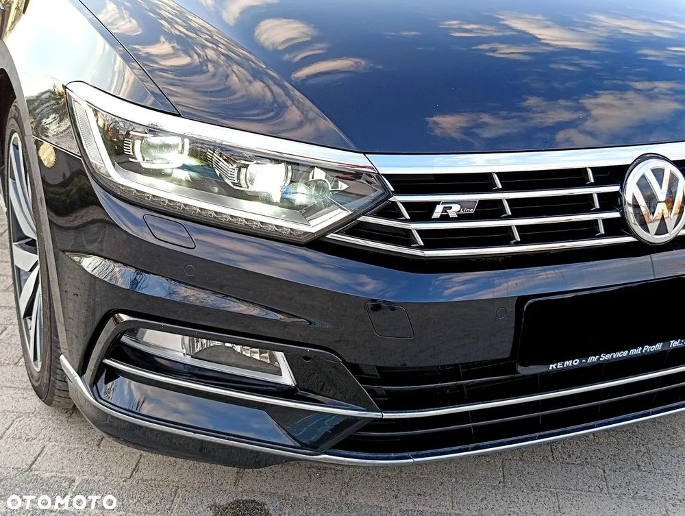 Volkswagen Passat Variant 2.0 TDI SCR DSG 4Motion Business - 37