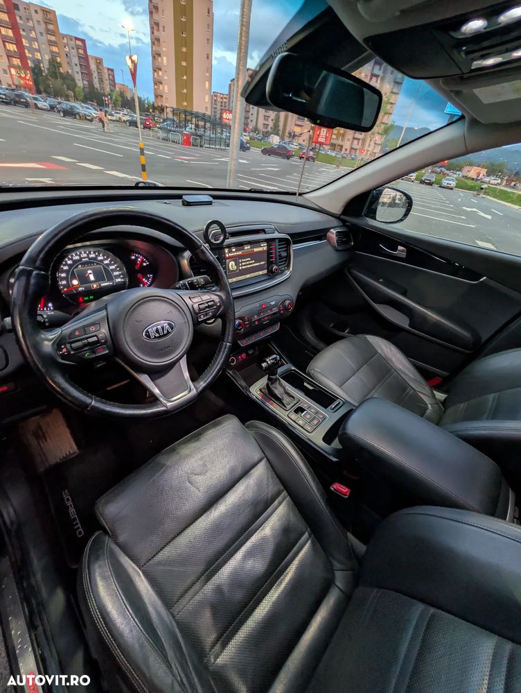 Kia Sorento 2.2 CRDi AWD Aut. Edition 7 - 8