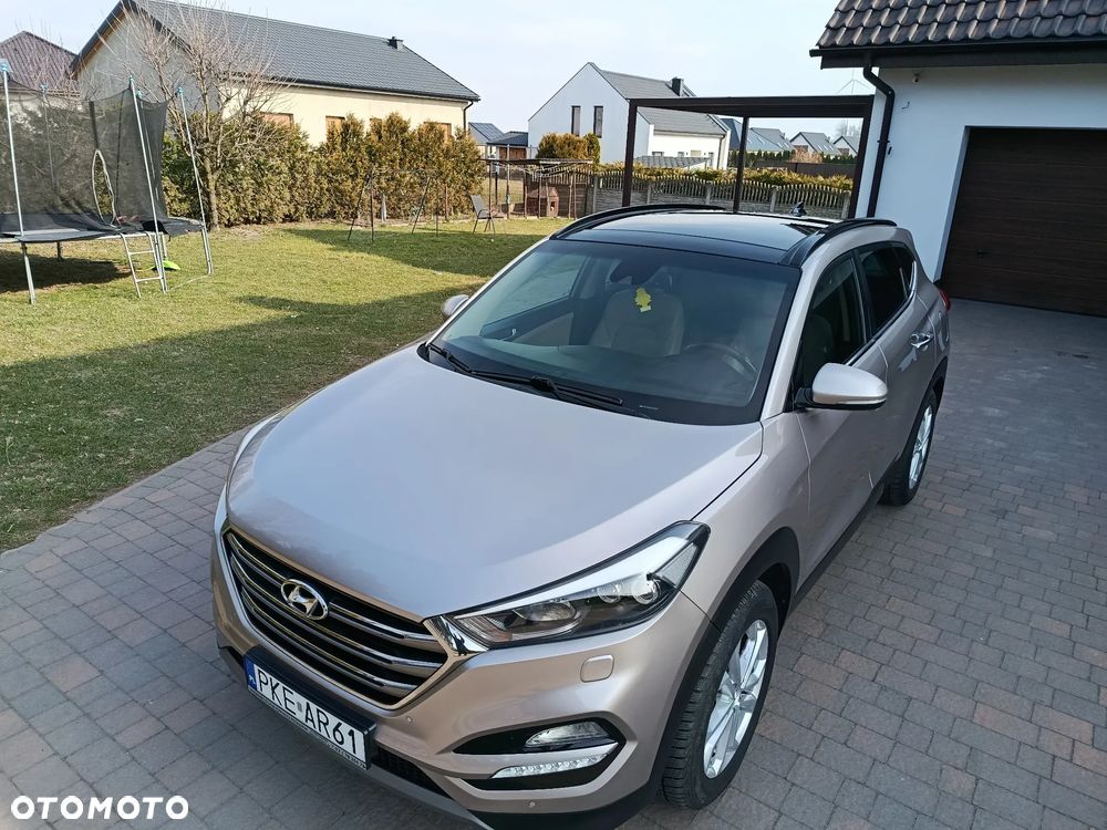 Hyundai Tucson 2.0 CRDI BlueDrive Style 2WD - 8