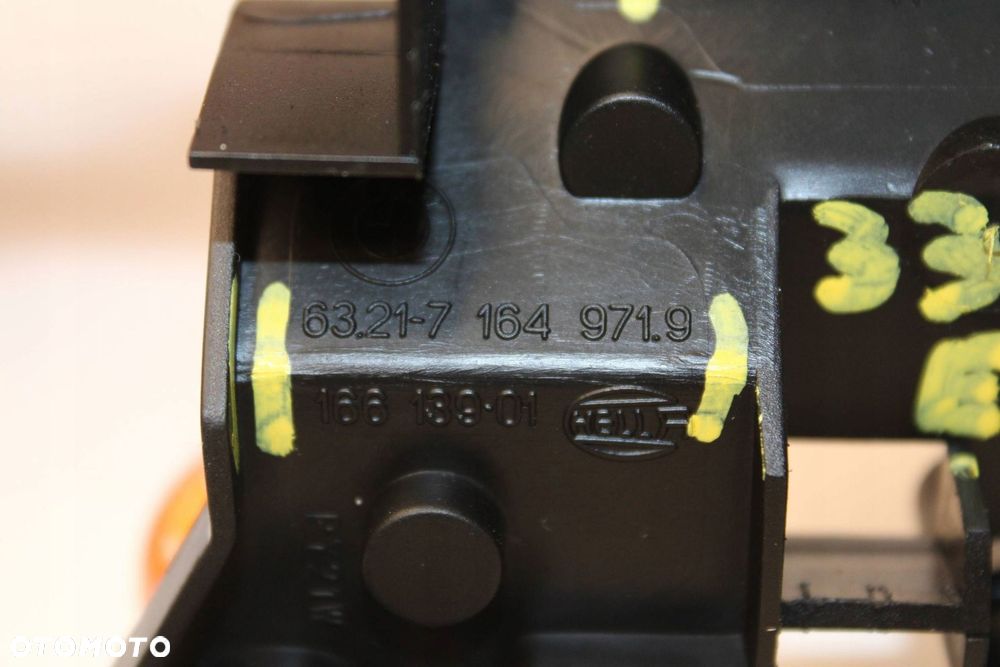 WKŁAD LAMPY GNIAZDO ŻAROWEK LEWY TYŁ BMW E82 7164971 - 5