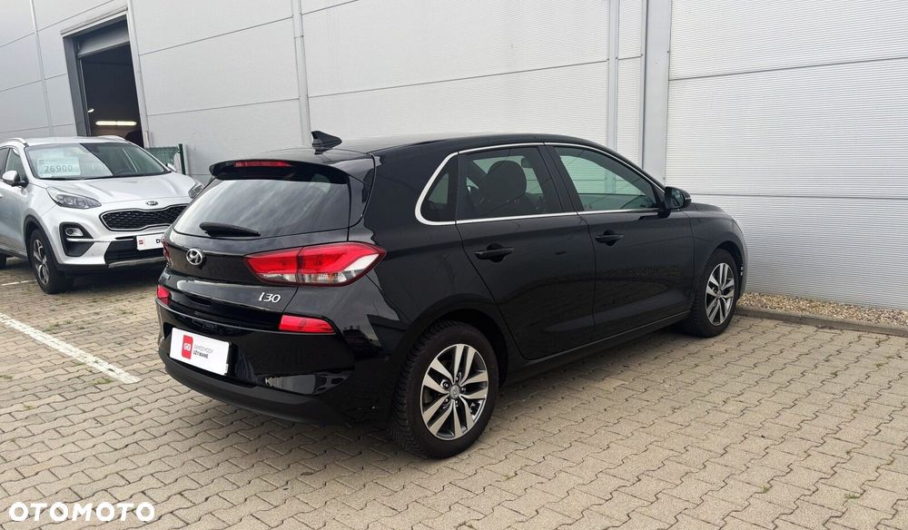 Hyundai i30 1.4 T-GDI Comfort DCT - 10