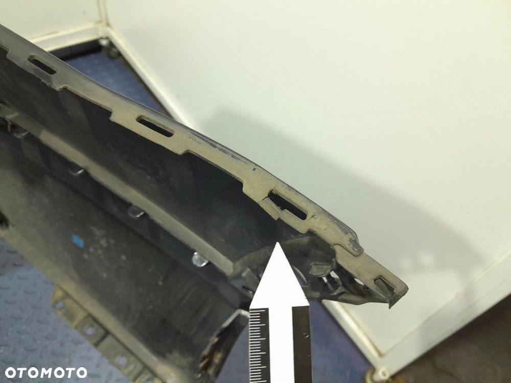 AUDI Q7 II 4M ZDERZAK TYŁ TYLNY  LC9X - 13