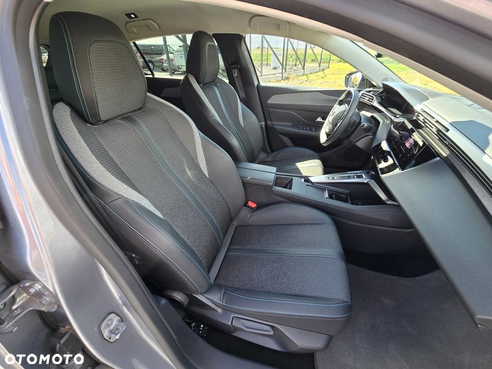 Peugeot 308 - 24