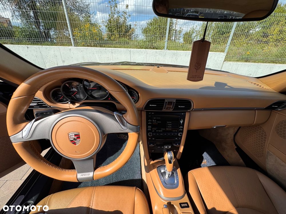 Porsche 911 - 19