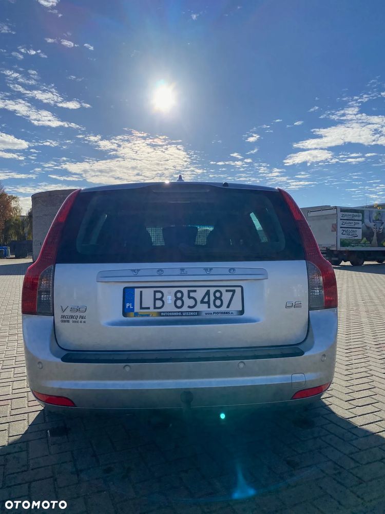 Volvo V50 D2 - 5