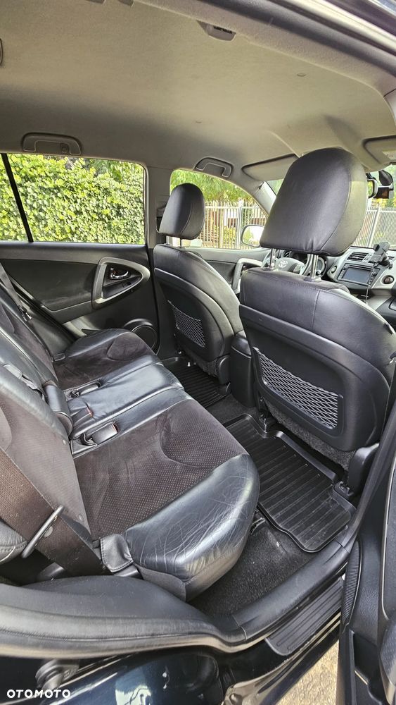 Toyota RAV4 2.0 VVT-i Premium - 14