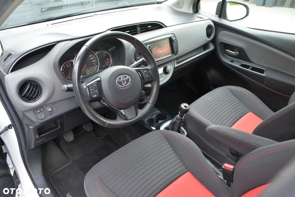 Toyota Yaris - 14