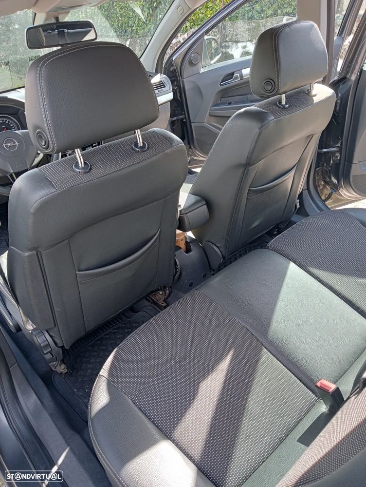 Opel Astra Caravan 1.7 CDTi Cosmo Plus ecoFlex - 12