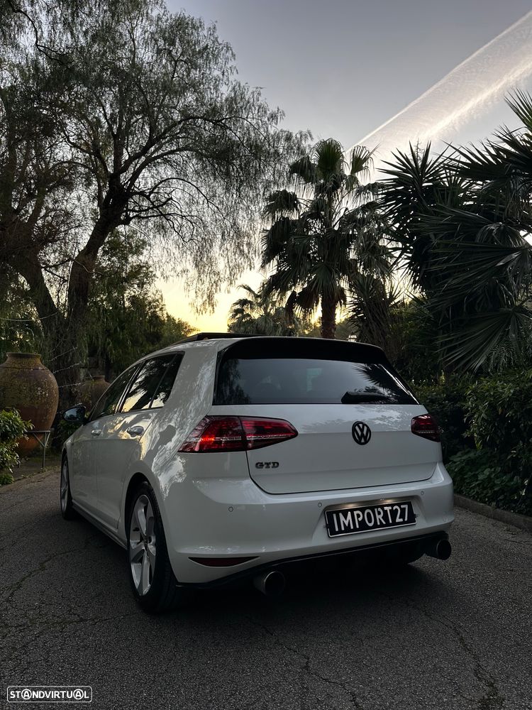 VW Golf 2.0 TDI GTD DSG - 18