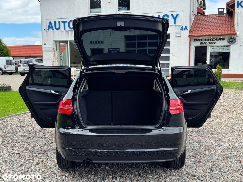 Audi A3 Sportback - 37