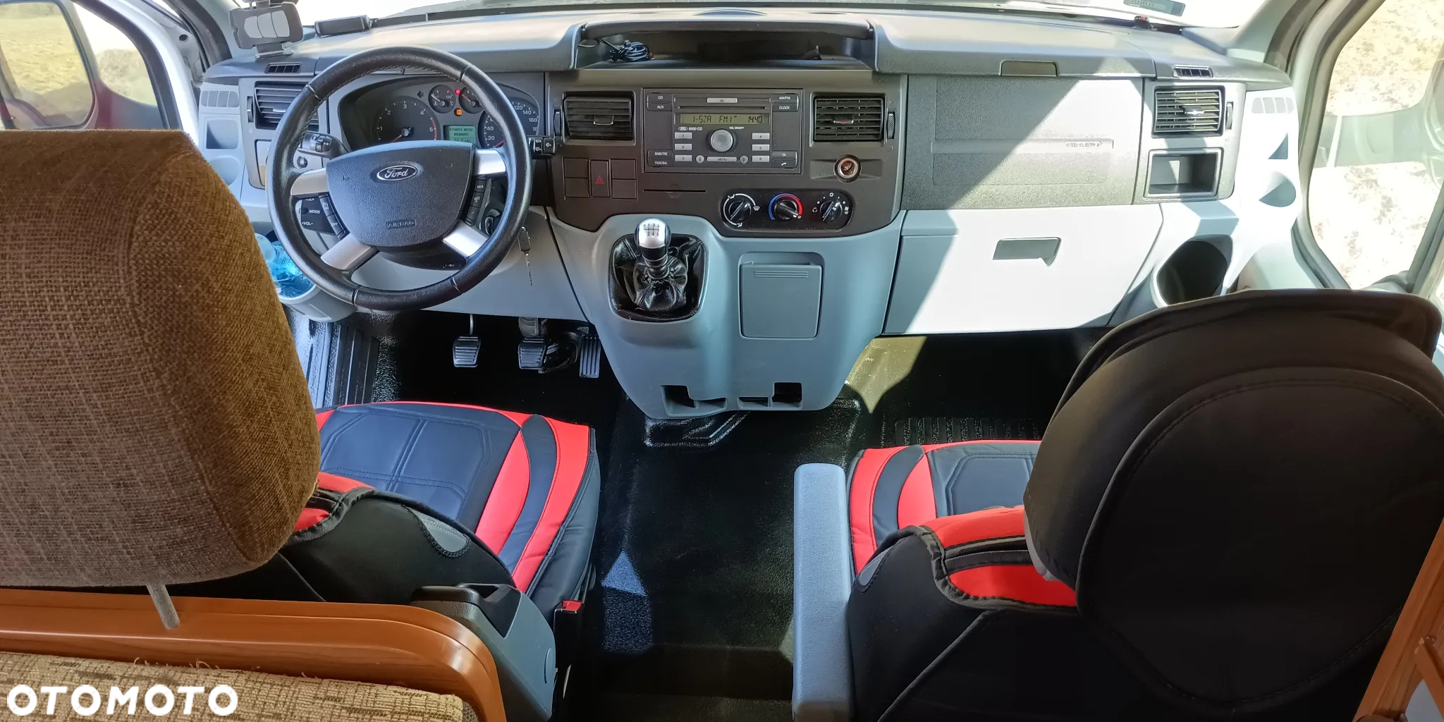 Ford Transit - 14