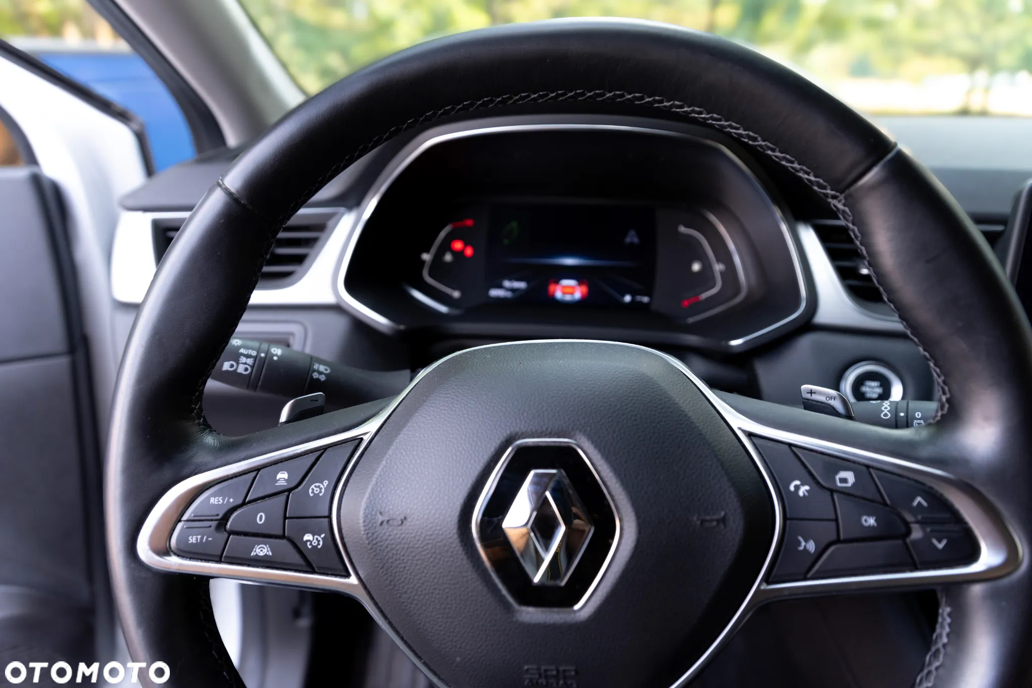 Renault Captur 1.3 TCe Intens EDC - 22