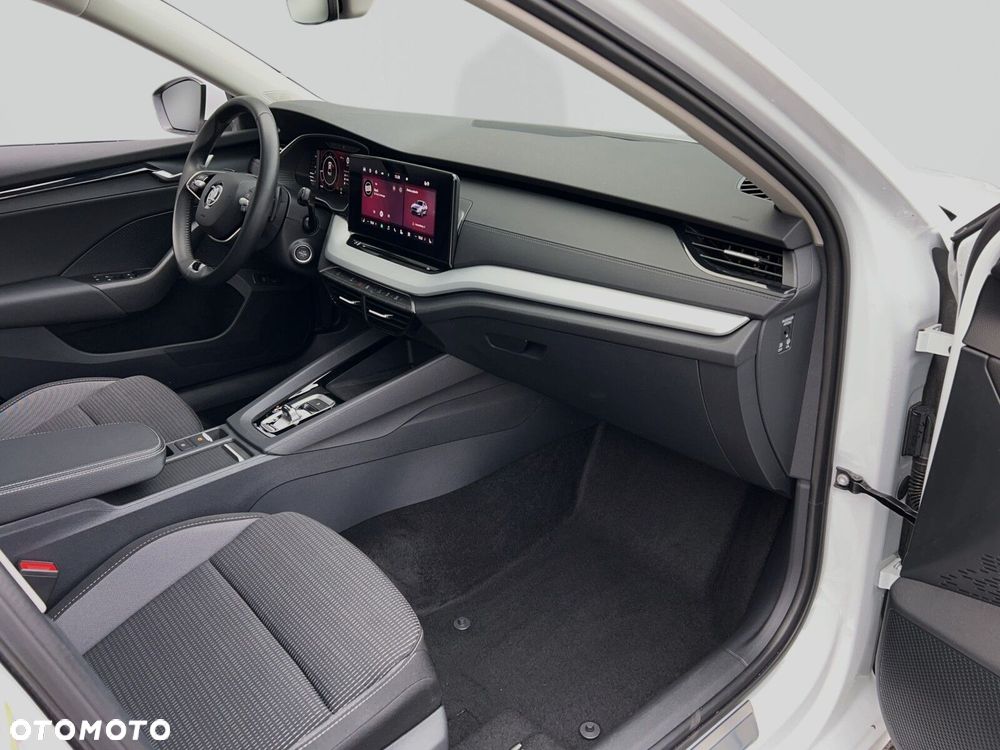 Skoda Octavia 2.0 TDI Selection DSG - 19