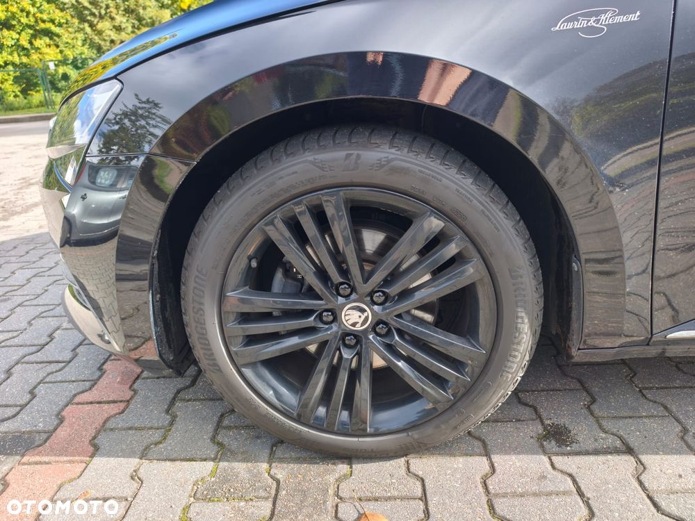 Skoda Superb 2.0 TDI SCR L&K DSG - 17