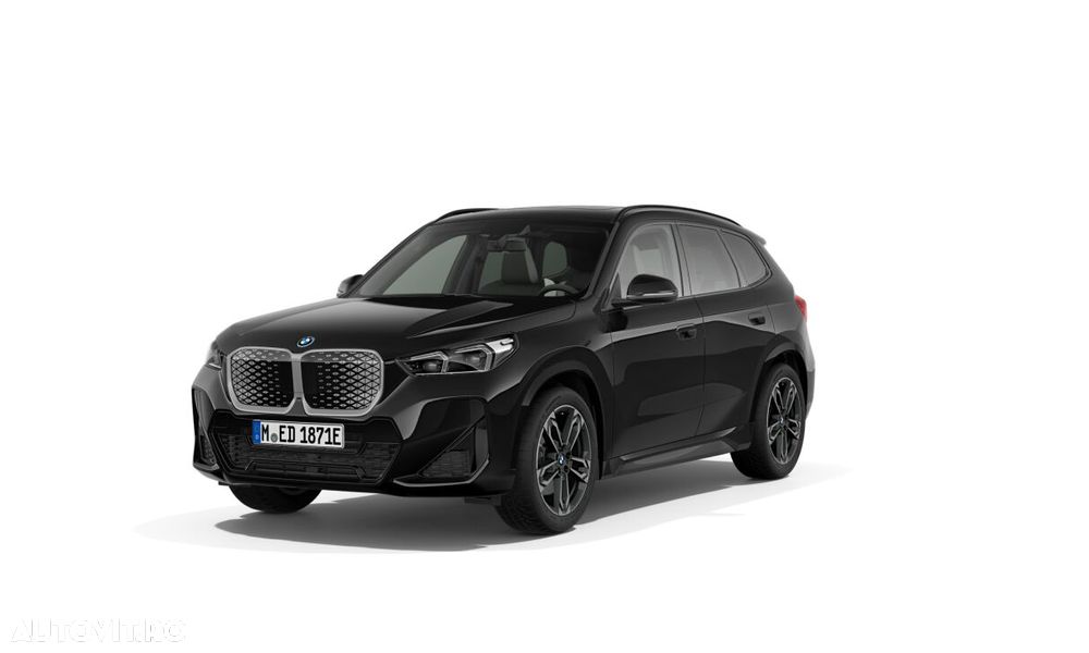 BMW iX1 xDrive30 M Sportpaket - 1