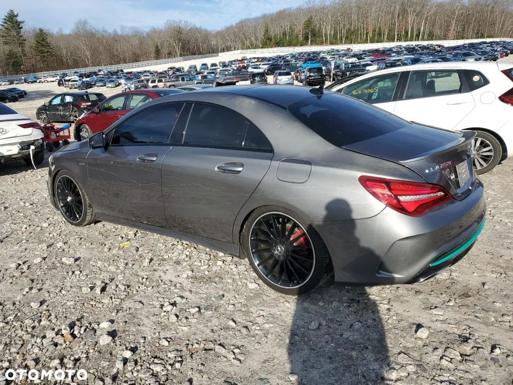 Mercedes-Benz CLA - 2
