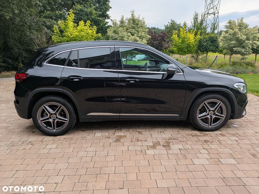 Mercedes-Benz GLA - 6